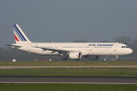 F-GTAU @ EGCC - Air France - by Chris Hall