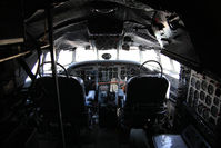 N422NA @ 40G - the cockpit - by olivier Cortot