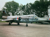 D-8281 @ UNKN - Photograph by Edwin van Opstal with permission. Scanned from a color slide. - by red750