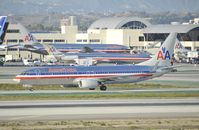 N877NN @ KLAX - Taxiing to gate at LAX - by Todd Royer