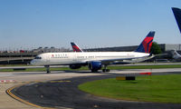 N557NW @ KATL - Taxi ATL, GA - by Ronald Barker