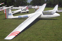 PH-1309 - PZL-51 Junior at SOD 2011 - by Eric Munk,