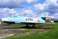 85 @ X3BR - at the Cold War Jets open day, Bruntingthorpe - by Chris Hall