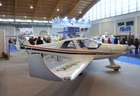 F-PUSS @ EDNY - Dyn Aero MCR-4S at the AERO 2012, Friedrichshafen
