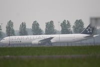 N76055 @ EHAM - Star Alliance - by ghans