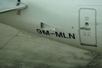 9M-MLN @ WMKK - Close Up - by lanjat