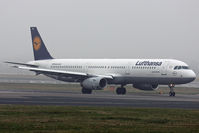 D-AISH @ EGCC - Lufthansa - by Howard J Curtis
