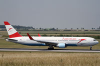 OE-LAE @ LOWW - Austrian Airlines Boeing 767 - by Thomas Ranner