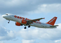 G-EZTB @ EGPH - Easyjet A320 Departs runway 24 - by Mike stanners