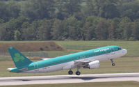 EI-DEO @ LOWW - Aer Lingus Airbus A320 - by Thomas Ranner