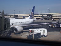 N33266 @ EWR - 737-800 - by christian maurer