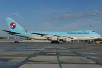 HL7600 @ LOWW - Korean Air Boeing 747-400 - by Dietmar Schreiber - VAP