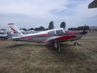 N64400 @ OSH - piper comanche 400!!! - by christian maurer