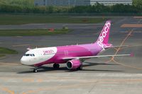 JA801P @ RJCC - Taxi New Chitose - by A.Itoh