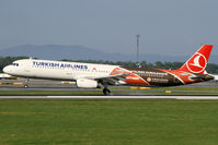 TC-JRO @ LOWW - Shortly before touching down on Rwy 16 - by Bernd Karlik - VAP