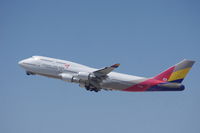 HL7428 @ KLAX - Asiana Airlines 747-400 heading home - by speedbrds