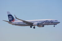 N566AS @ KLAX - Alaska Airlines landing on Rwy 24R - by speedbrds