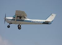 N10568 @ LAL - Cessna 150L - by Florida Metal