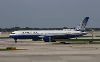 N658UA @ KORD - Boeing 767-300