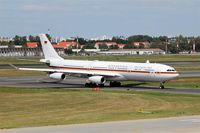 16 02 @ EDDT - On taxi to rwy 08L.... - by Holger Zengler