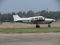 N400JW @ POC - Taxiing to runway 26L - by Helicopterfriend