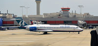 N927AT @ KATL - Taxi ATL - by Ronald Barker