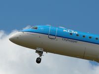 PH-EZT @ LFBD - KLM from AMS - by Jean Goubet-FRENCHSKY