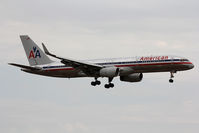 N617AM @ DFW - American Airlines landing at DFW Airport