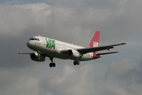 LZ-MDM @ EBBR - Arrival of flight FQ6657 to RWY 25L - by Daniel Vanderauwera