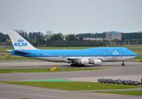 PH-BFG @ EHAM - KLM Boeing - by Jan Lefers