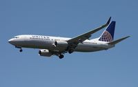 N87527 @ MCO - United 737-800 - by Florida Metal