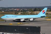 HL7605 @ VIE - Korean Air Cargo - by Joker767