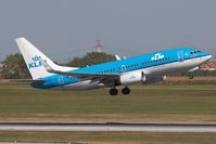 PH-BGW @ LOWW - KLM 737-700 - by Andy Graf-VAP