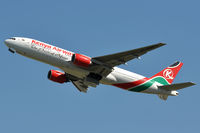 5Y-KQU @ EGLL - Kenya Airways - by Martin Nimmervoll