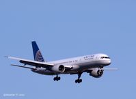 N557UA - Landing @ JFK - by gbmax