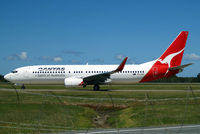 VH-VXD @ YBBN - Boeing 737-838 [29552] (QANTAS) Brisbane International~VH 18/03/2007 - by Ray Barber