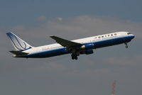 N657UA @ EBBR - Flight UA973 is taking off from RWY 07R - by Daniel Vanderauwera