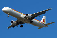 EC-JQZ @ EGLL - Airbus A321-211 [2736] (Iberia) Home~G 08/09/2009 - by Ray Barber