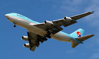 HL7602 @ EGLL - Boeing 747-4B5ERF [34301] (Korean Air) Home~G 24/06/2006 - by Ray Barber