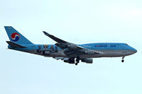 HL7488 @ EGLL - Boeing 747-4B5 [26394] (Korean Air) Home~G 05/03/2010. On approach 27L in special scheme. - by Ray Barber