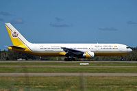 V8-RBL @ YBBN - Boeing 767-33AER [27189] (Royal Brunei Airlines) Brisbane Int~VH 18/03/2007 - by Ray Barber