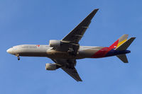 HL7700 @ EGLL - Boeing 777-28EER [30859] (Asiana Airlines) Home~G 27/09/2009 - by Ray Barber