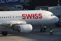 HB-JLS @ LOWW - Swiss Airbus A320 - by Thomas Ranner