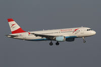 OE-LBO @ LOWW - Austrian Airlines Airbus A320 - by Thomas Ranner