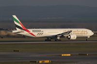 A6-EGO @ LOWW - Emirates Boeing 777 - by Thomas Ranner