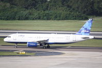 N612JB @ KTPA - JetBlue Flight 983 (N612JB) arrives at Tampa International Airport following a flight from Laguardia Airport - by Jim Donten
