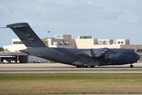 09-9210 @ KSRQ - USAF C-17 Globemaster III (09-9210) of the 62nd Airlift Wing446th Airlift Wing from McCord Air Force Base sits on the ramp at Sarasota-Bradenton International Airport in support of a visit from VP Joe Biden - by Jim Donten