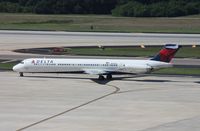 N996DL @ TPA - Delta MD-88