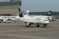 D-AIPD @ EDDT - At Tegel - by Micha Lueck