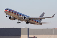 N398AN @ DFW - American Airlines departing DFW Airport